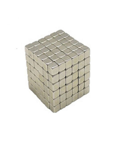 Cube magique composé des aimants magnétiques